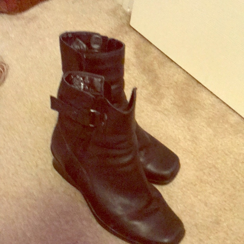 nice and cozy winter boots 🥾
